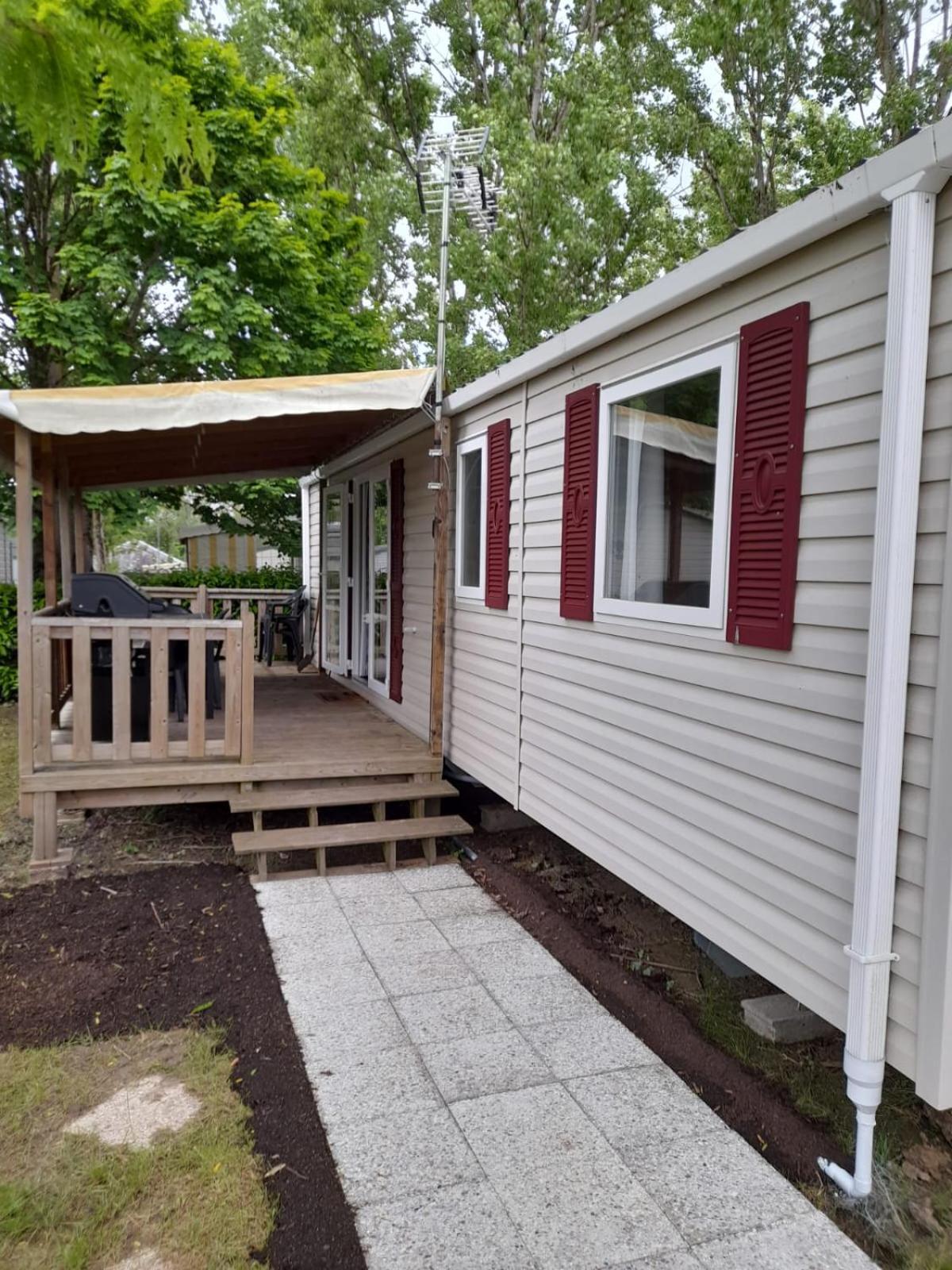 Mhvacances Louent Plusieurs Mobilhomes Dans Camping 4 Etoiles Proche Chateaux Et Zoo Beauval أونزاين المظهر الخارجي الصورة